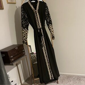 Modest turkish abaya